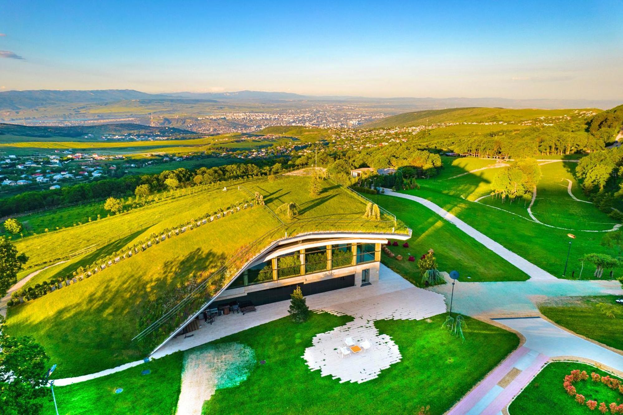 Bioli Wellness Resort Kojori Екстериор снимка