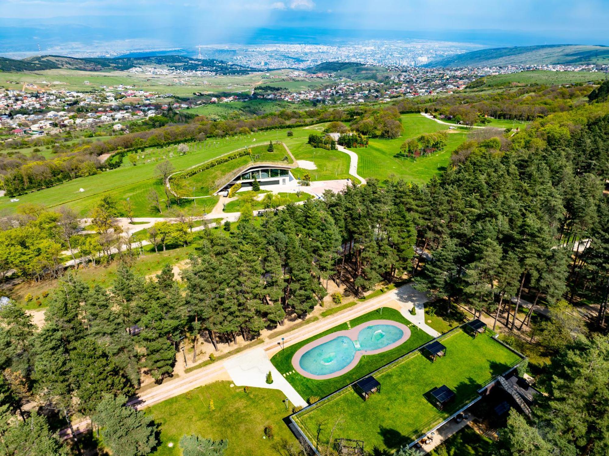 Bioli Wellness Resort Kojori Екстериор снимка