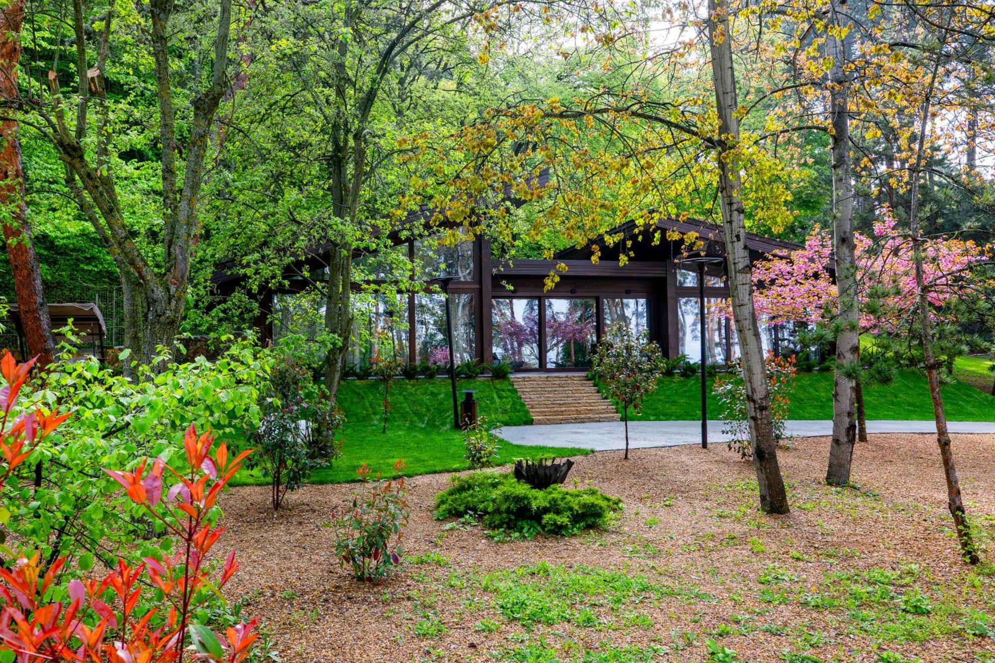 Bioli Wellness Resort Kojori Екстериор снимка